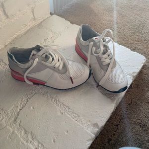 Sneakers Michael Kors size 6